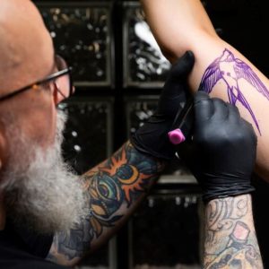 What Should You Expect at a Bondi Beach Tattoo Shop?